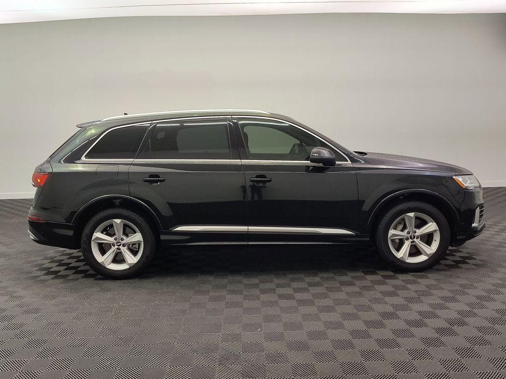 used 2022 Audi Q7 car, priced at $33,999