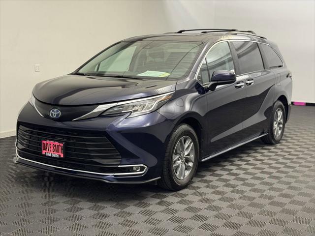 used 2022 Toyota Sienna car, priced at $44,998