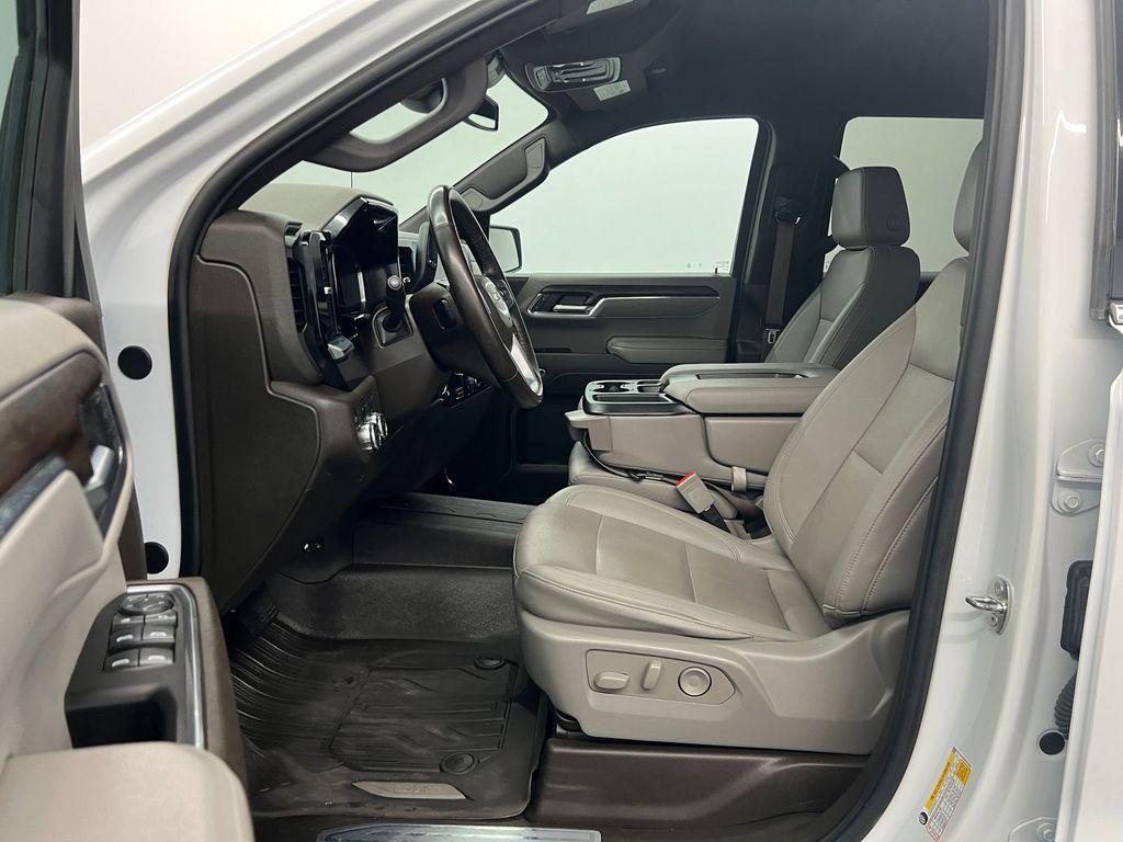 used 2024 GMC Sierra 1500 car, priced at $49,998