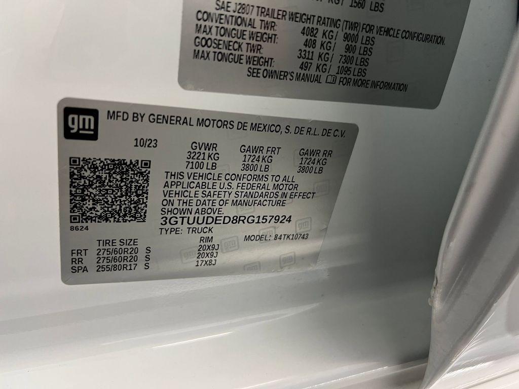 used 2024 GMC Sierra 1500 car, priced at $49,998