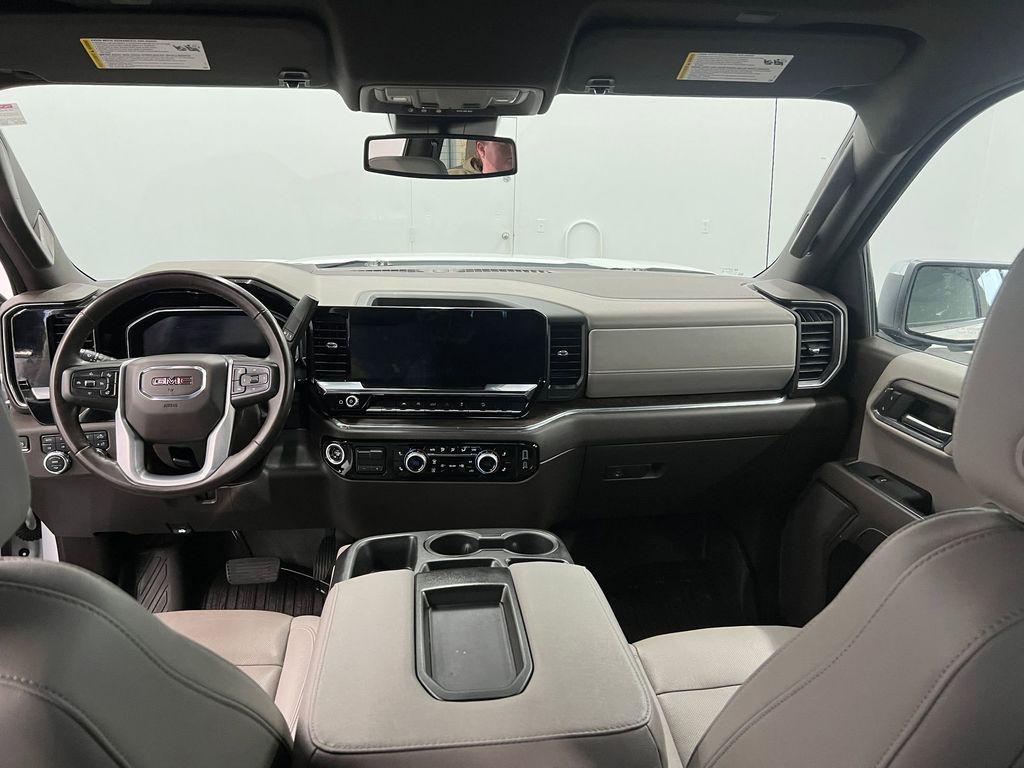 used 2024 GMC Sierra 1500 car, priced at $49,998