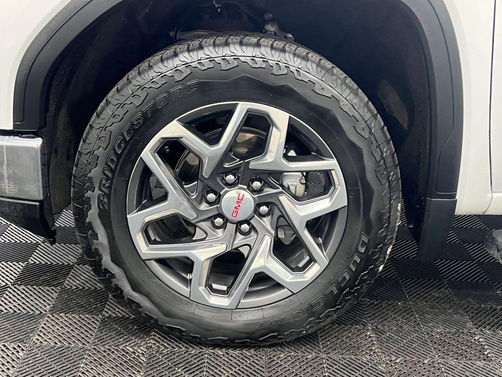 used 2024 GMC Sierra 1500 car, priced at $49,998