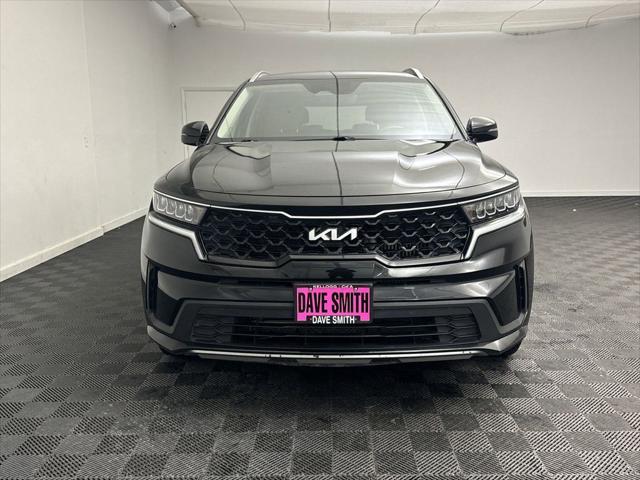 used 2022 Kia Sorento Hybrid car, priced at $28,998