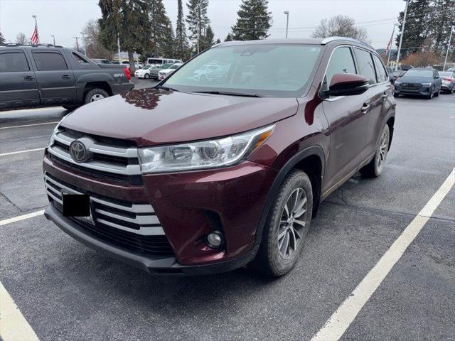 used 2018 Toyota Highlander car, priced at $26,998