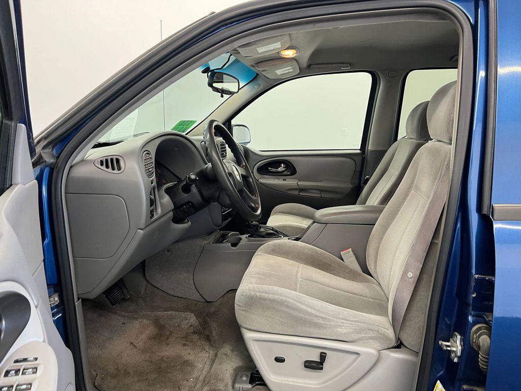 used 2006 Chevrolet TrailBlazer car, priced at $4,500