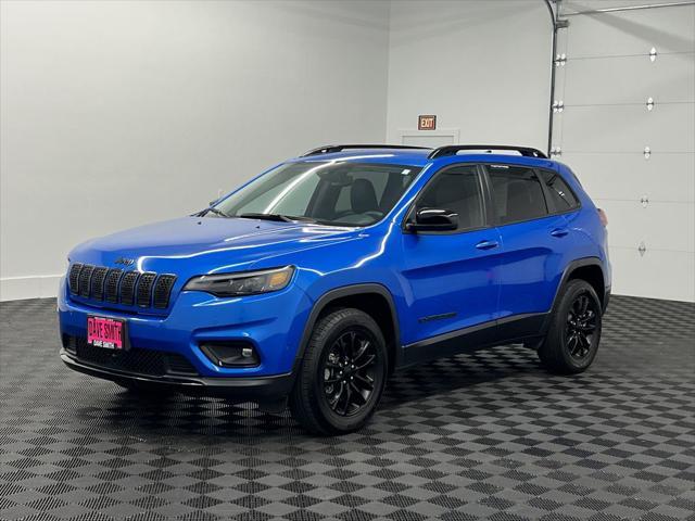 used 2023 Jeep Cherokee car, priced at $24,999