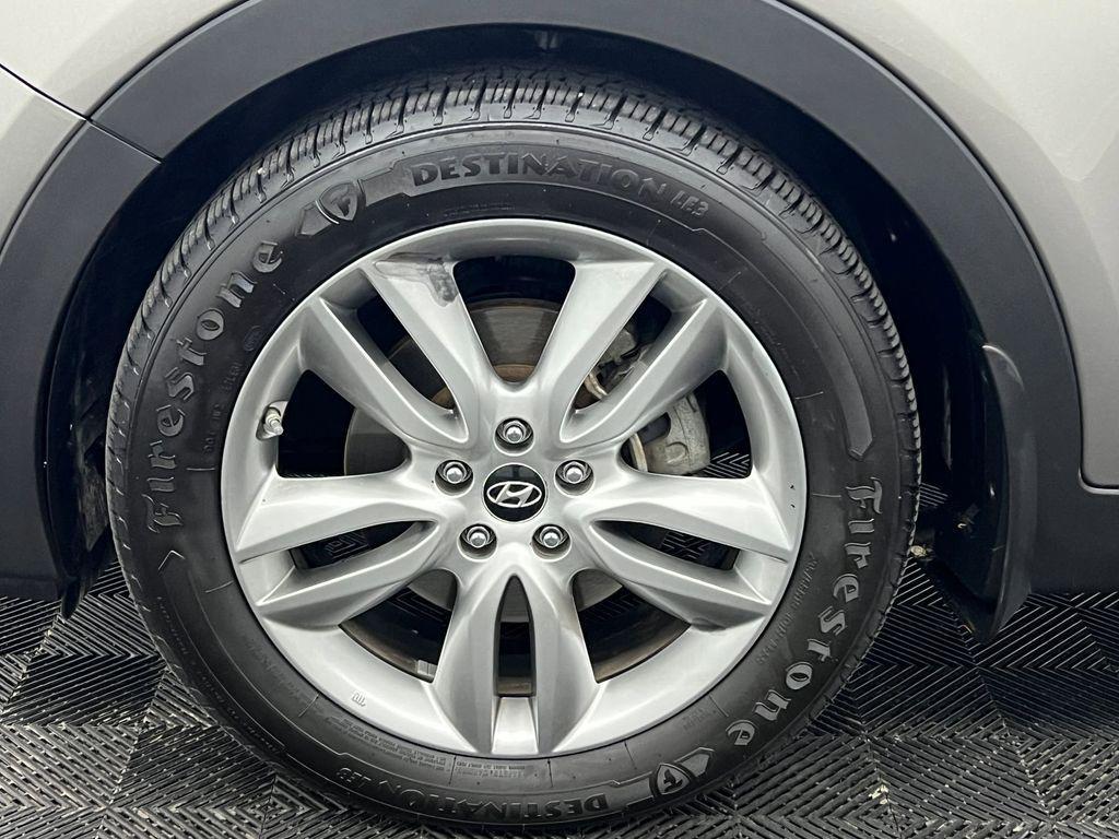 used 2013 Hyundai Santa Fe car, priced at $8,500
