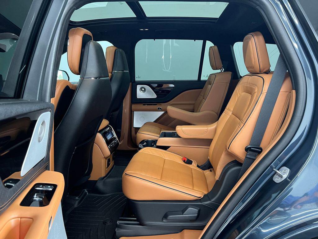used 2023 Lincoln Aviator car, priced at $68,998