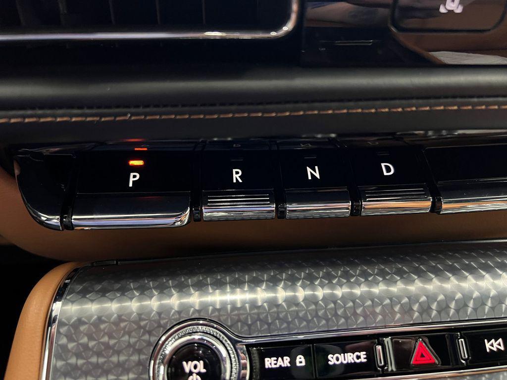 used 2023 Lincoln Aviator car, priced at $68,998