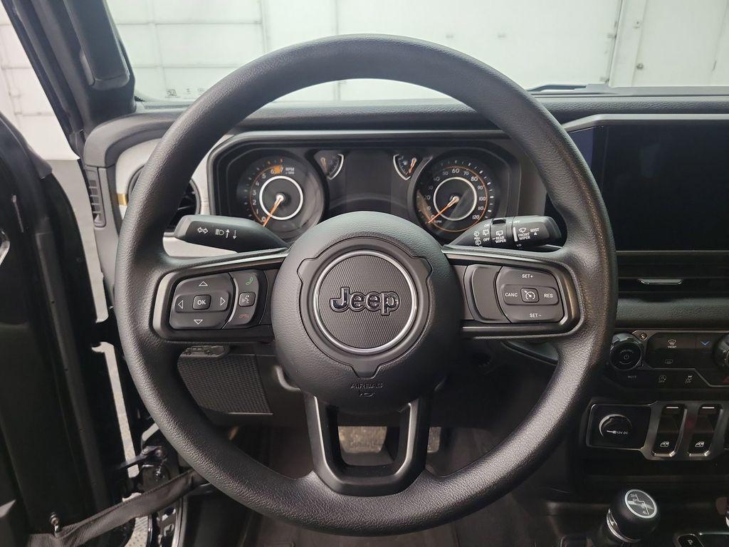used 2025 Jeep Wrangler car, priced at $39,998