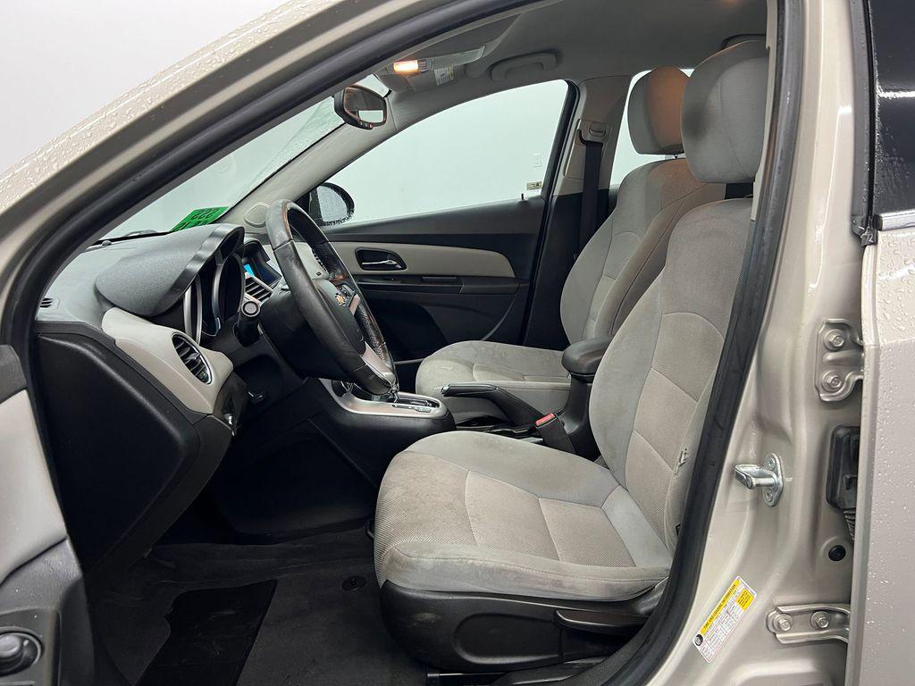 used 2013 Chevrolet Cruze car, priced at $3,500