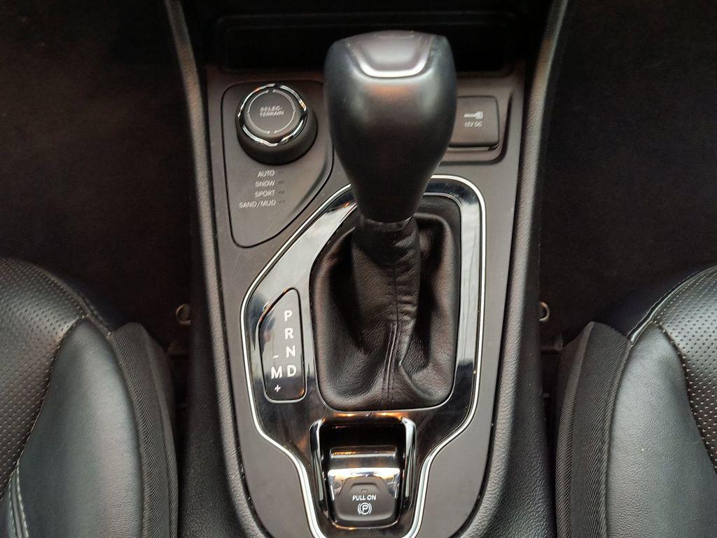 used 2020 Jeep Cherokee car, priced at $19,798