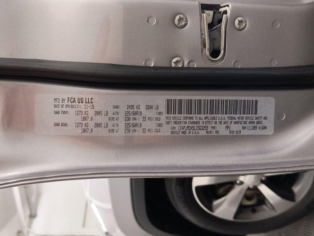 used 2020 Jeep Cherokee car, priced at $19,798