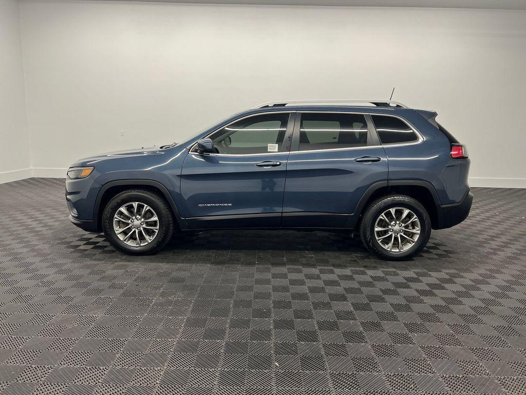 used 2019 Jeep Cherokee car, priced at $15,498