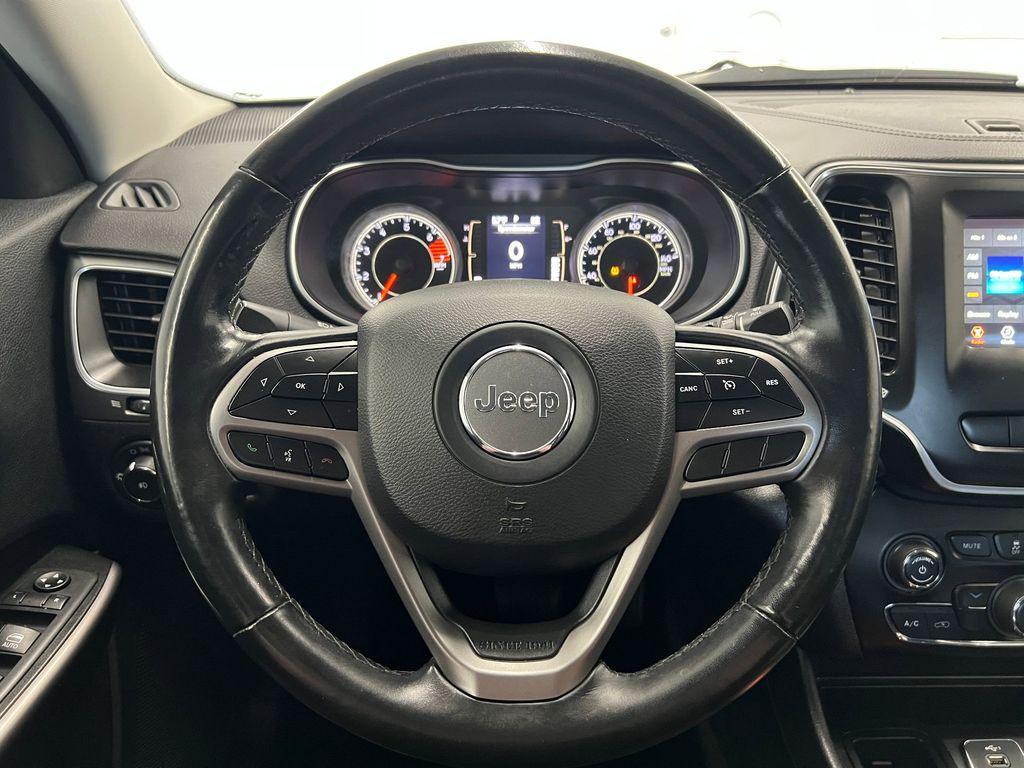used 2019 Jeep Cherokee car, priced at $15,498