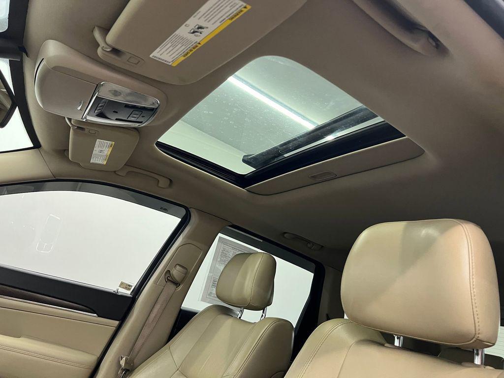 used 2015 Jeep Grand Cherokee car, priced at $12,998