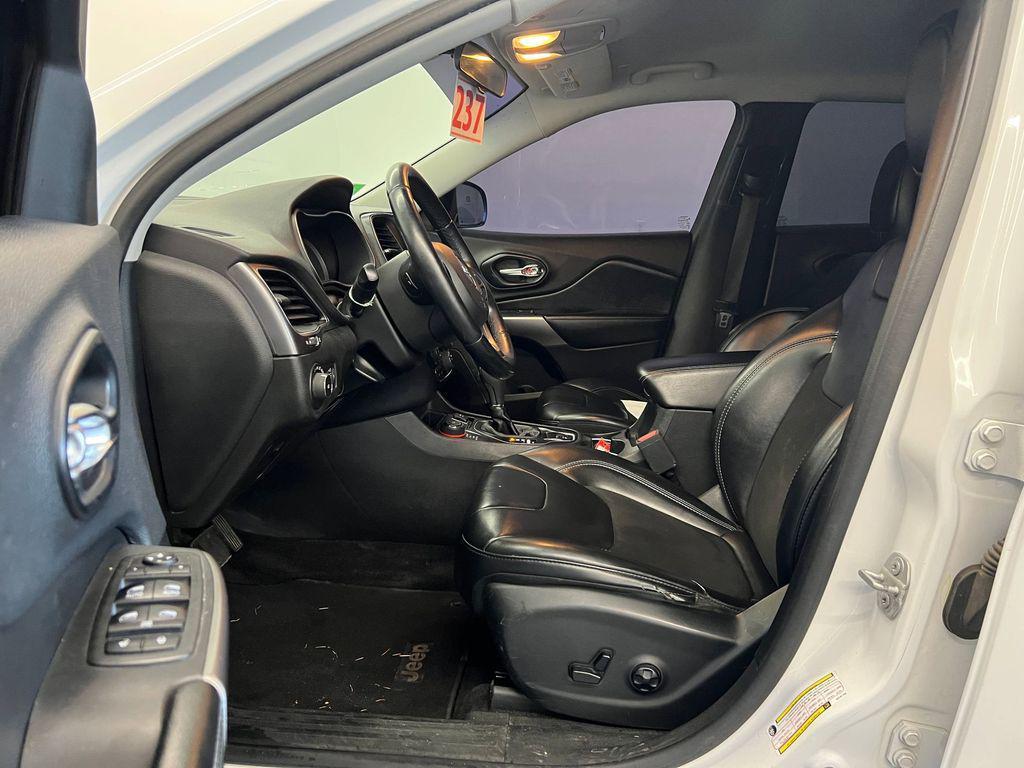 used 2019 Jeep Cherokee car, priced at $11,500