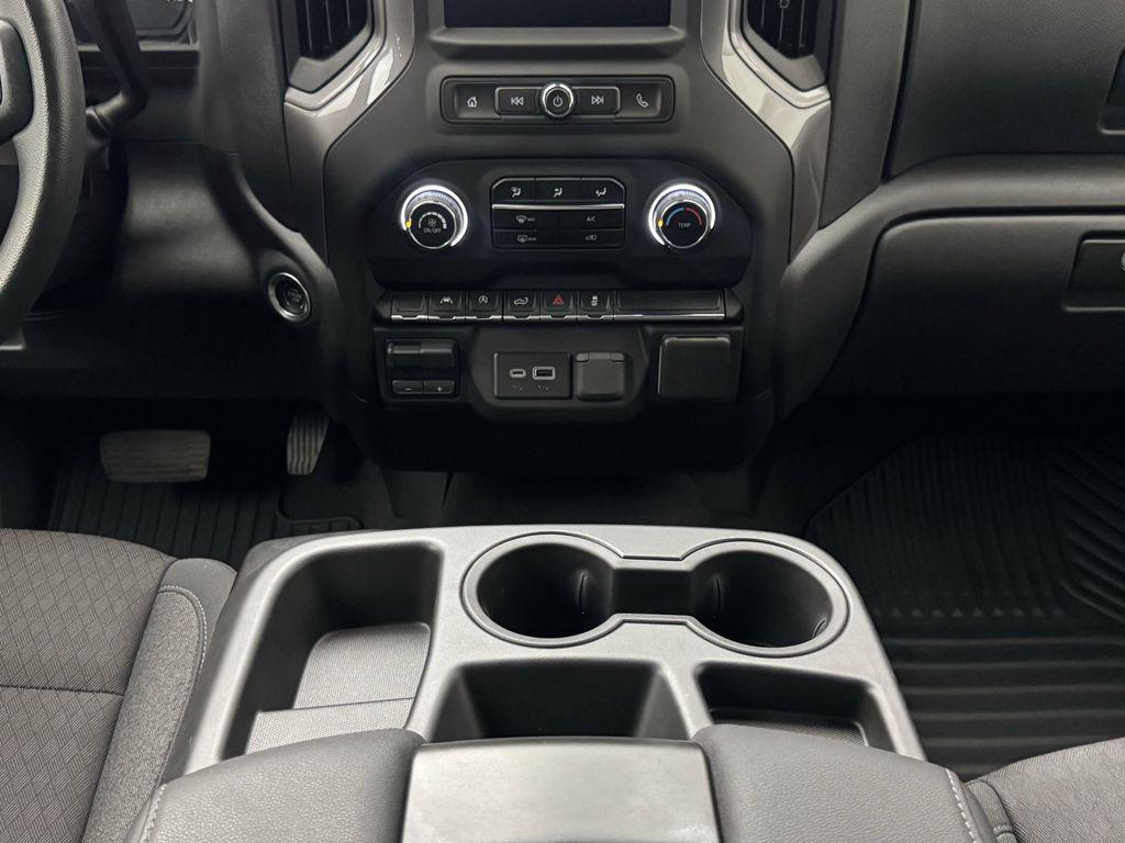 used 2024 Chevrolet Silverado 1500 car, priced at $45,998