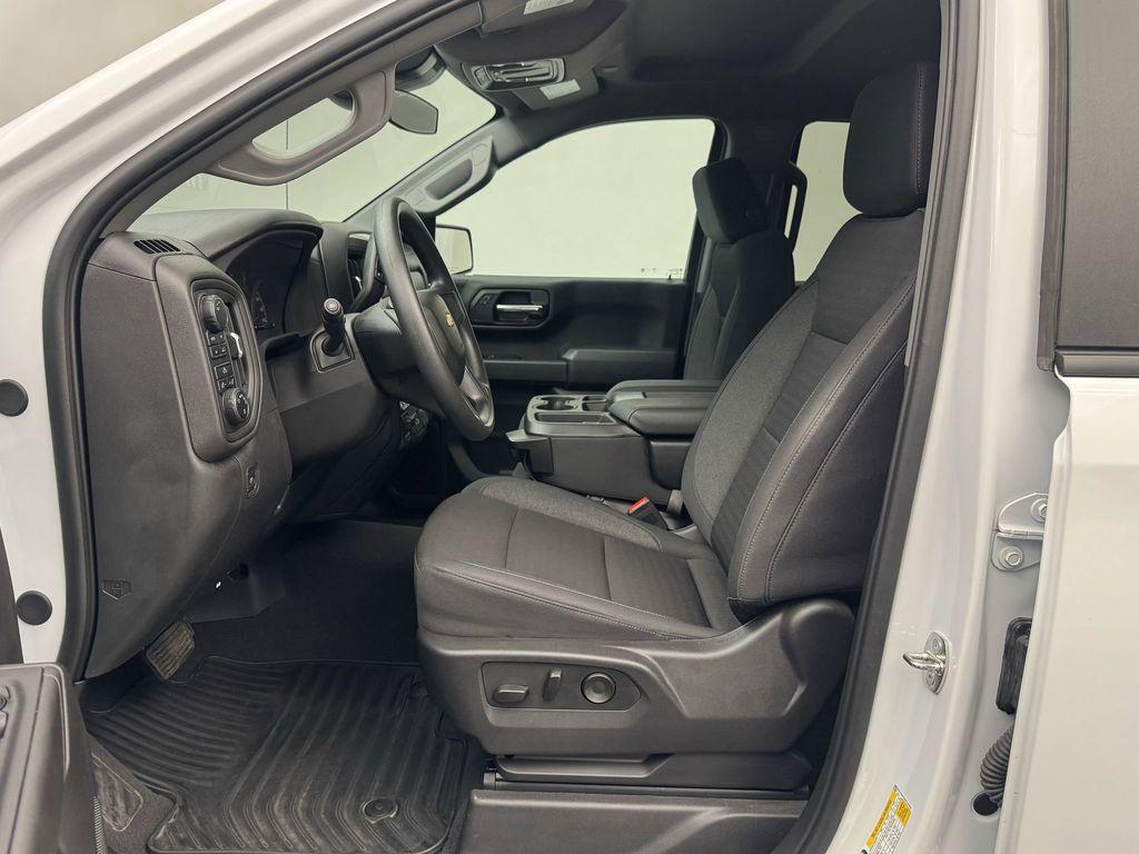 used 2024 Chevrolet Silverado 1500 car, priced at $45,998