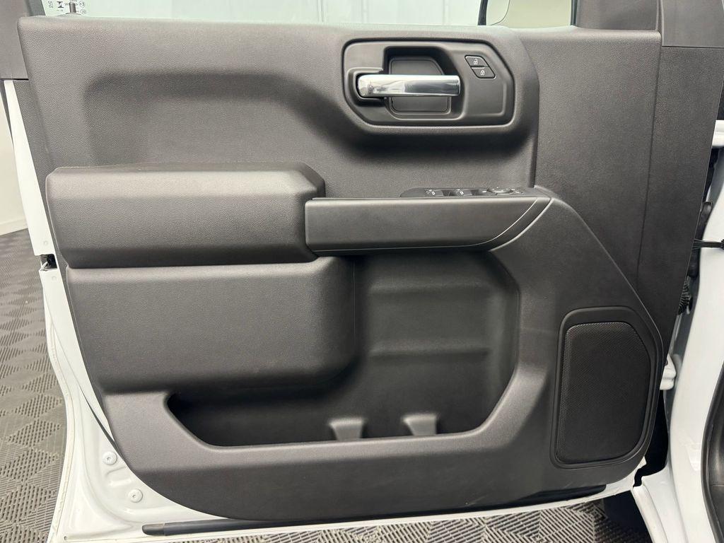 used 2024 Chevrolet Silverado 1500 car, priced at $45,998