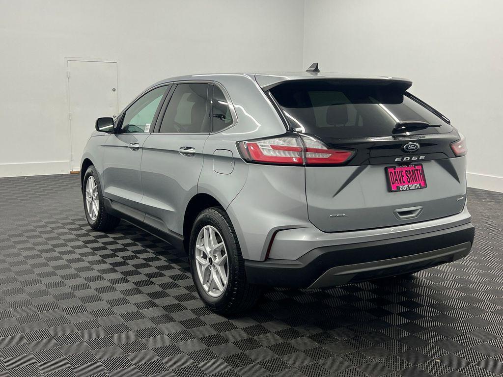 used 2024 Ford Edge car, priced at $26,999