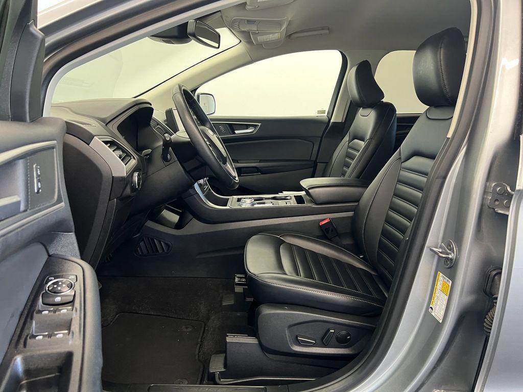 used 2024 Ford Edge car, priced at $26,999