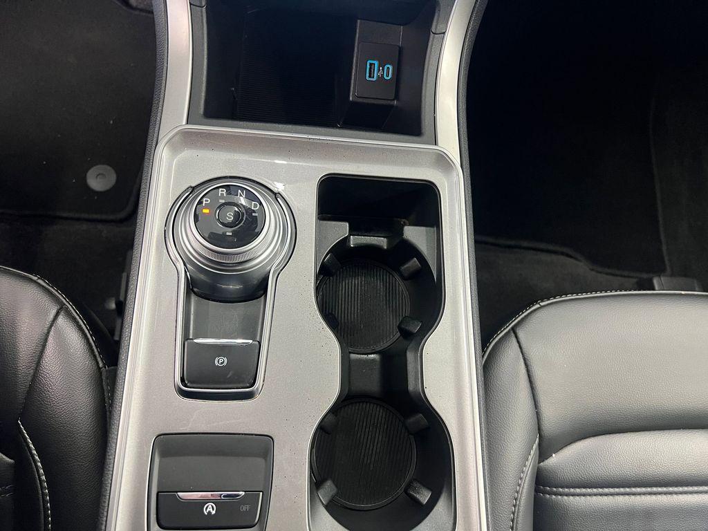 used 2024 Ford Edge car, priced at $26,999