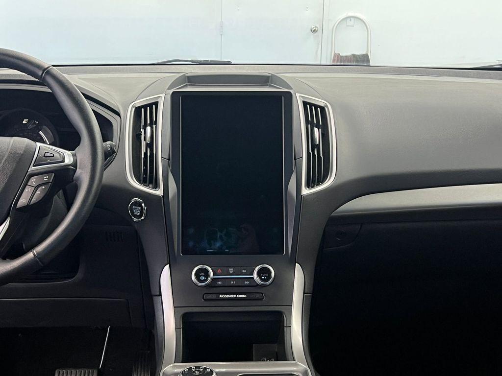 used 2024 Ford Edge car, priced at $26,999