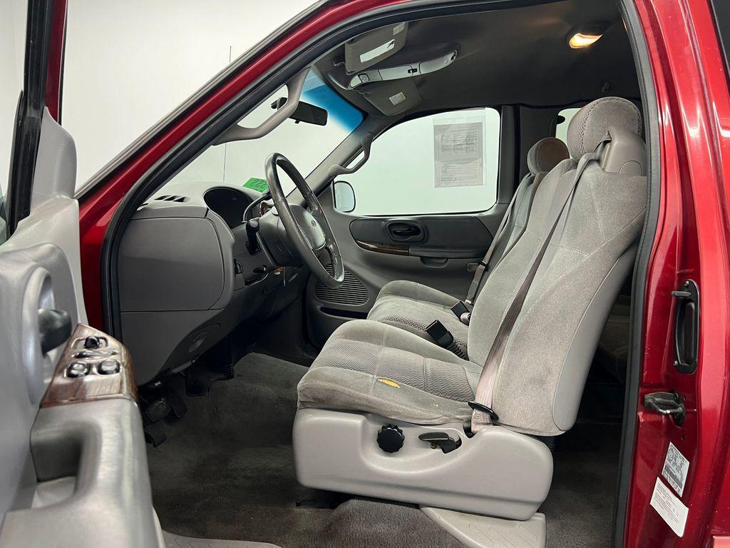 used 2001 Ford F-150 car, priced at $4,500