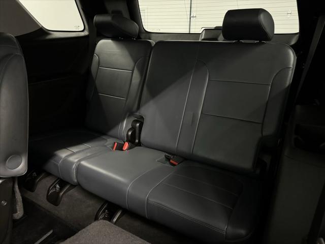 used 2019 Chevrolet Traverse car, priced at $27,998