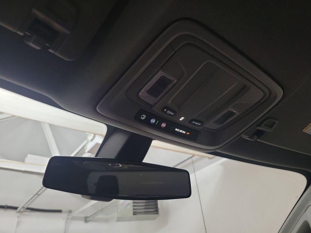 used 2021 Chevrolet Silverado 1500 car, priced at $30,998