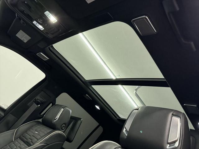 used 2021 Cadillac Escalade ESV car, priced at $69,998
