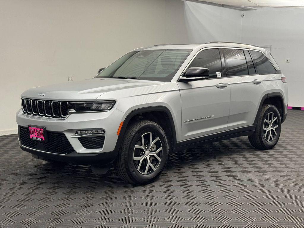 used 2024 Jeep Grand Cherokee car, priced at $40,998