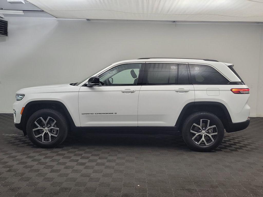 used 2023 Jeep Grand Cherokee car, priced at $38,798