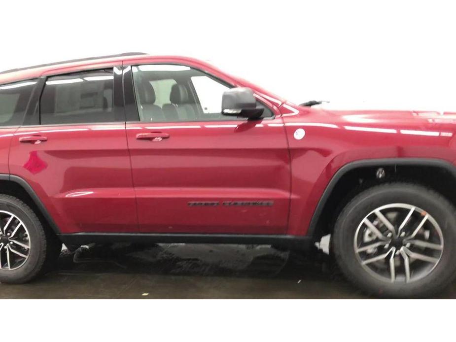 used 2021 Jeep Grand Cherokee car, priced at $31,998