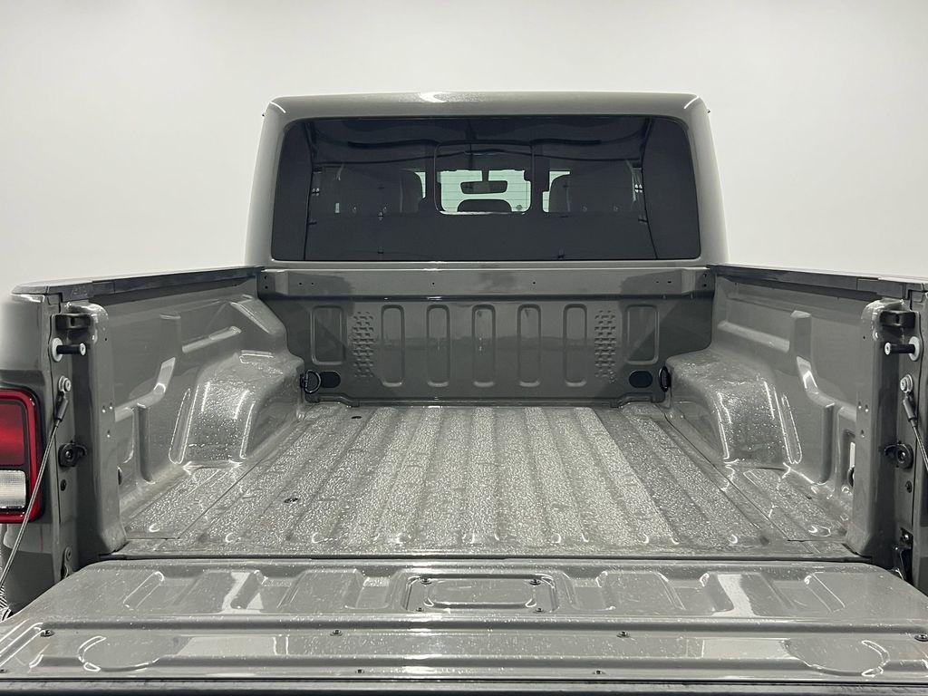 used 2022 Jeep Gladiator car, priced at $42,998