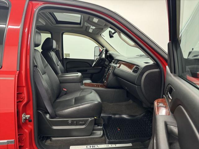 used 2010 Chevrolet Avalanche car, priced at $14,498