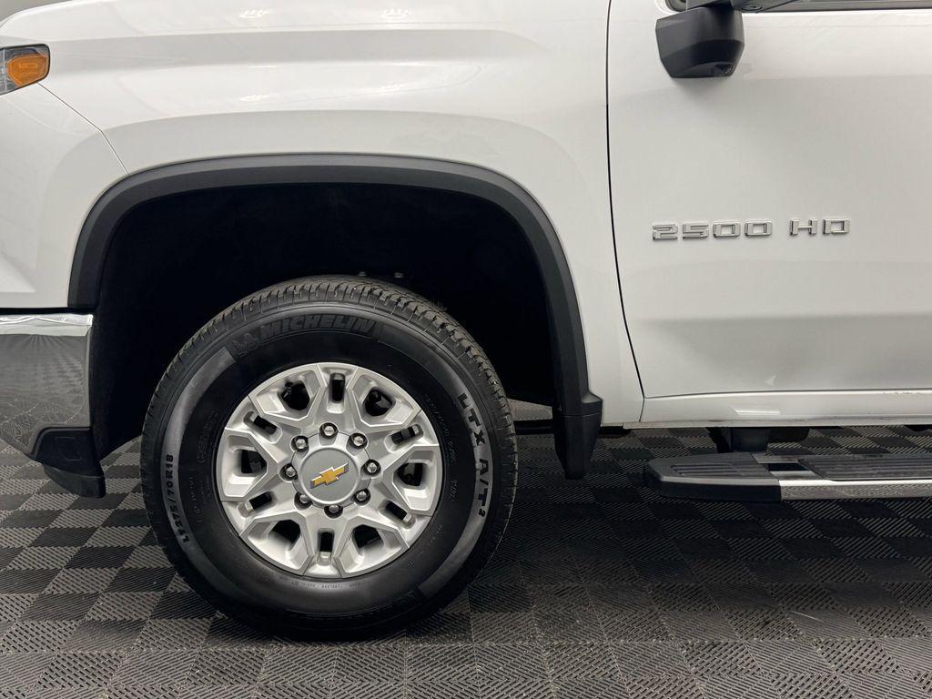used 2024 Chevrolet Silverado 2500 car, priced at $54,998