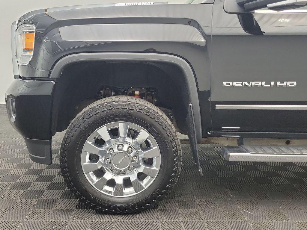 used 2018 GMC Sierra 2500 car, priced at $58,998