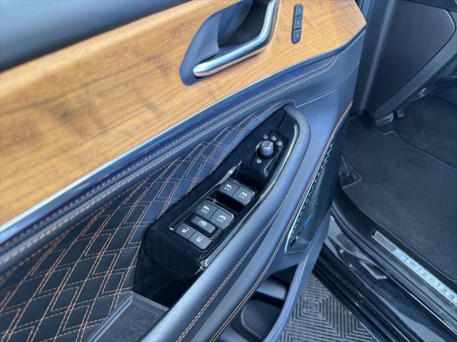 used 2022 Jeep Grand Cherokee car, priced at $44,999