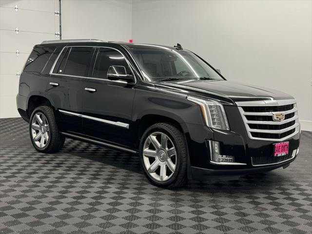 used 2016 Cadillac Escalade car, priced at $26,998