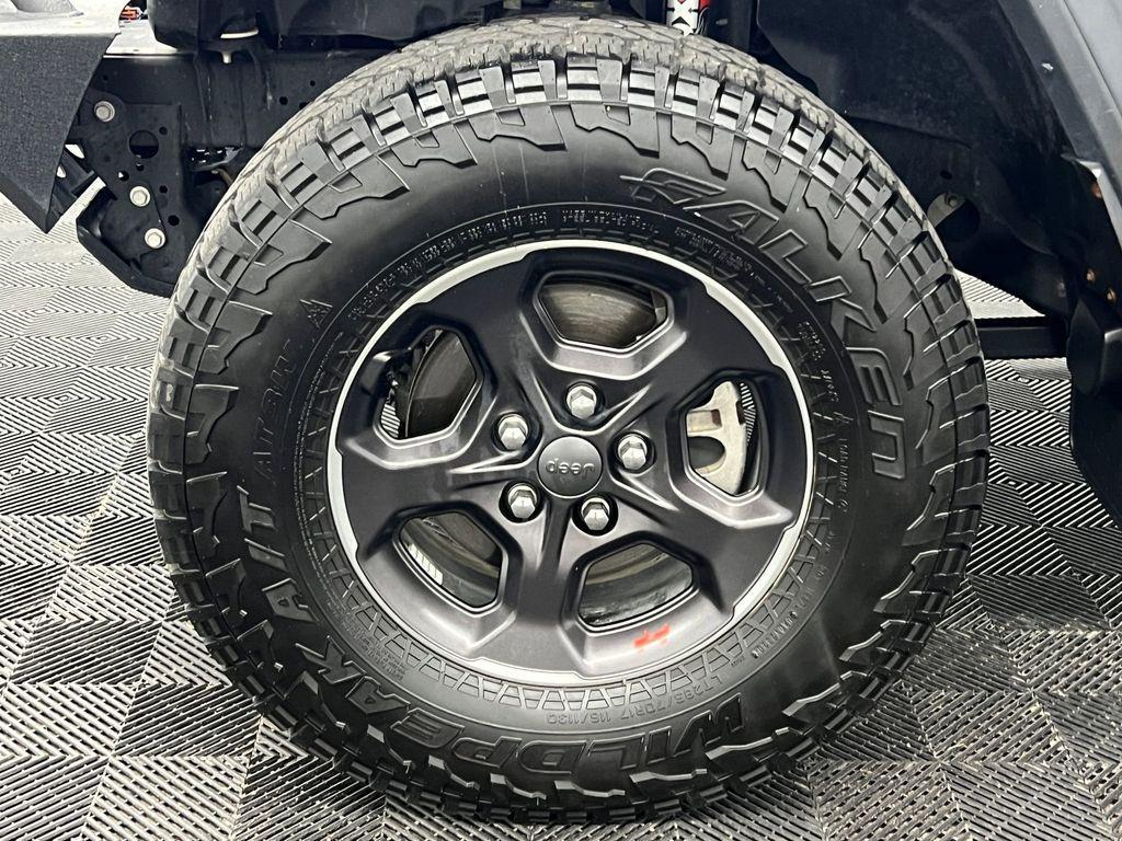 used 2021 Jeep Gladiator car, priced at $38,998