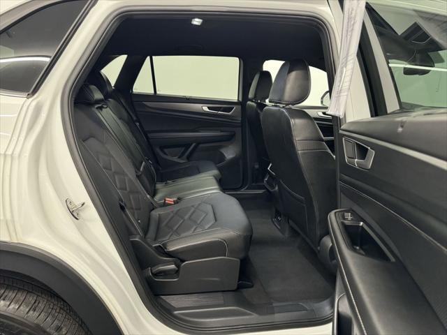 used 2024 Volkswagen Atlas Cross Sport car, priced at $32,499