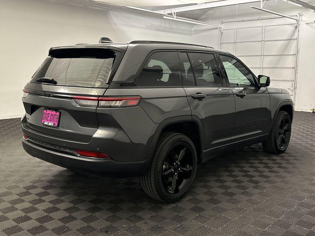 used 2024 Jeep Grand Cherokee car, priced at $34,998