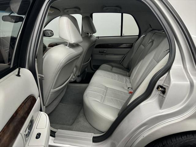 used 2005 Mercury Grand Marquis car, priced at $9,998