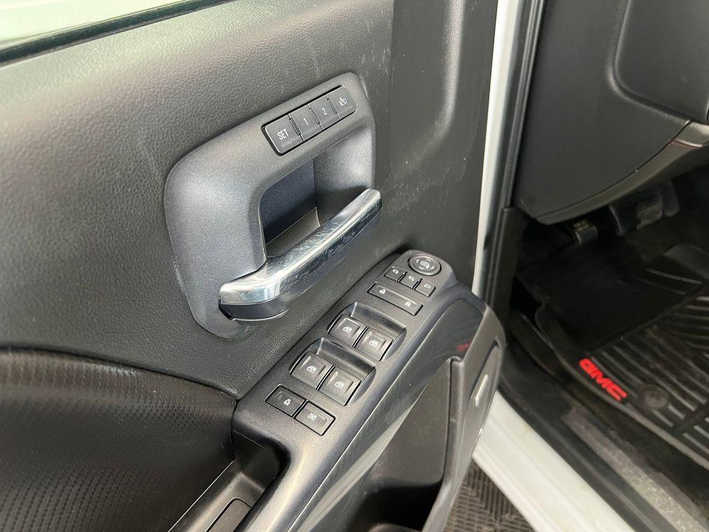 used 2015 GMC Sierra 1500 car, priced at $17,998