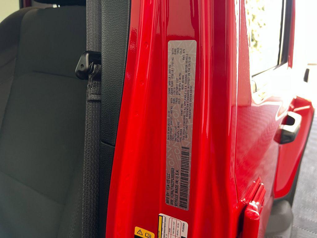 used 2023 Jeep Gladiator car, priced at $32,999