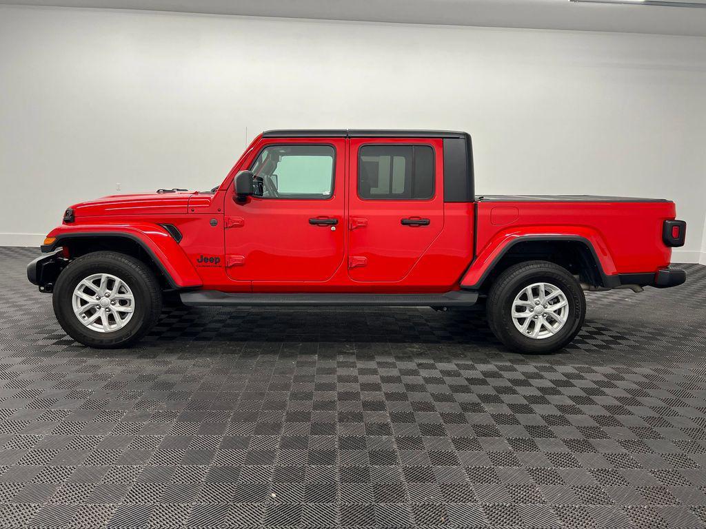 used 2023 Jeep Gladiator car, priced at $32,999