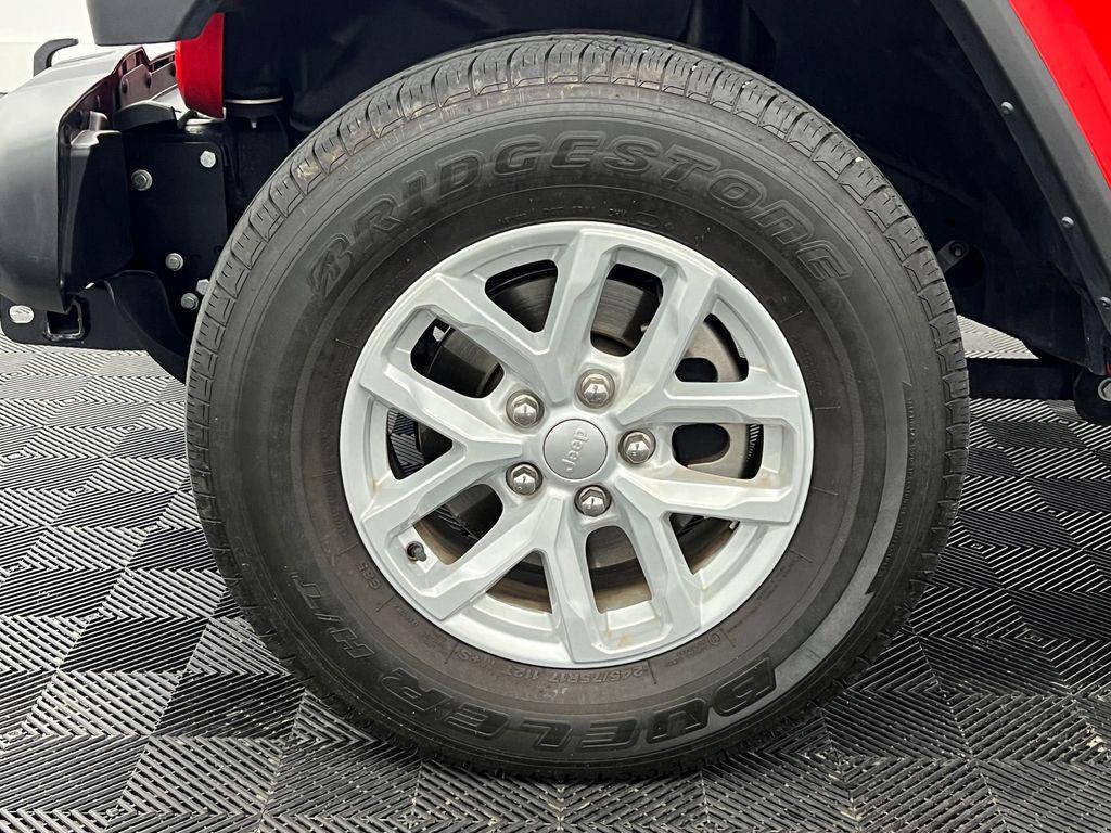 used 2023 Jeep Gladiator car, priced at $32,999