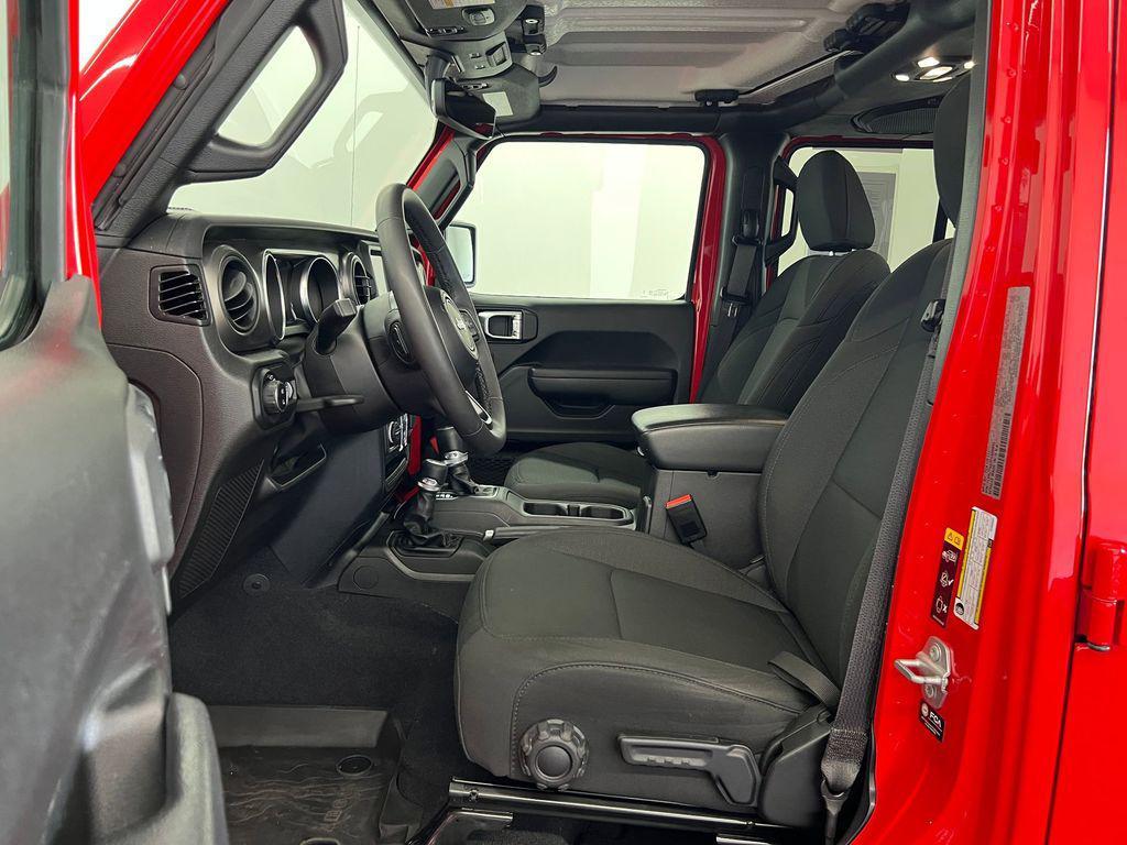 used 2023 Jeep Gladiator car, priced at $32,999